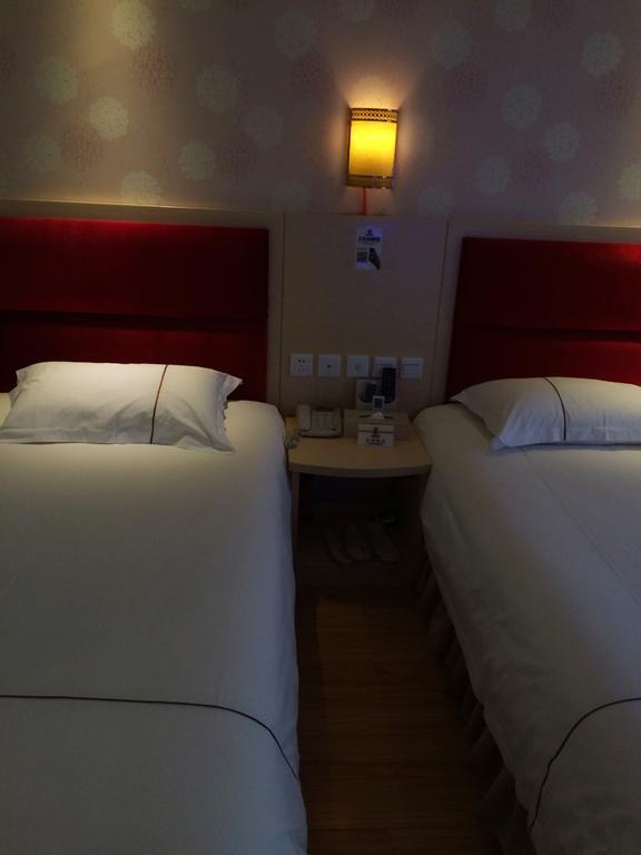Super 8 Hotel Chengdu Airport Branch Room photo