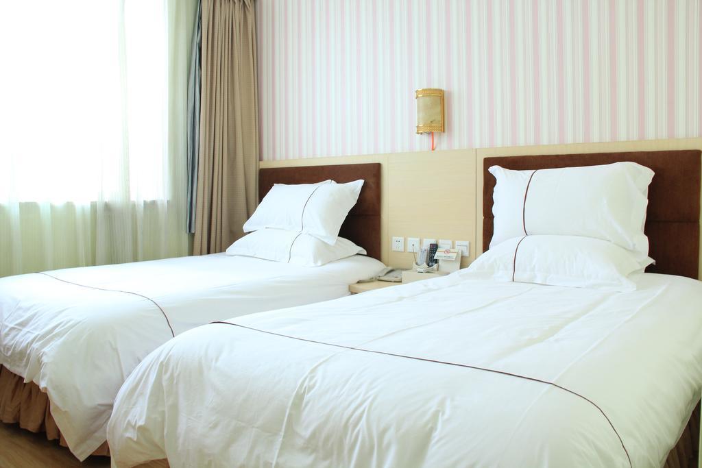 Super 8 Hotel Chengdu Airport Branch Room photo